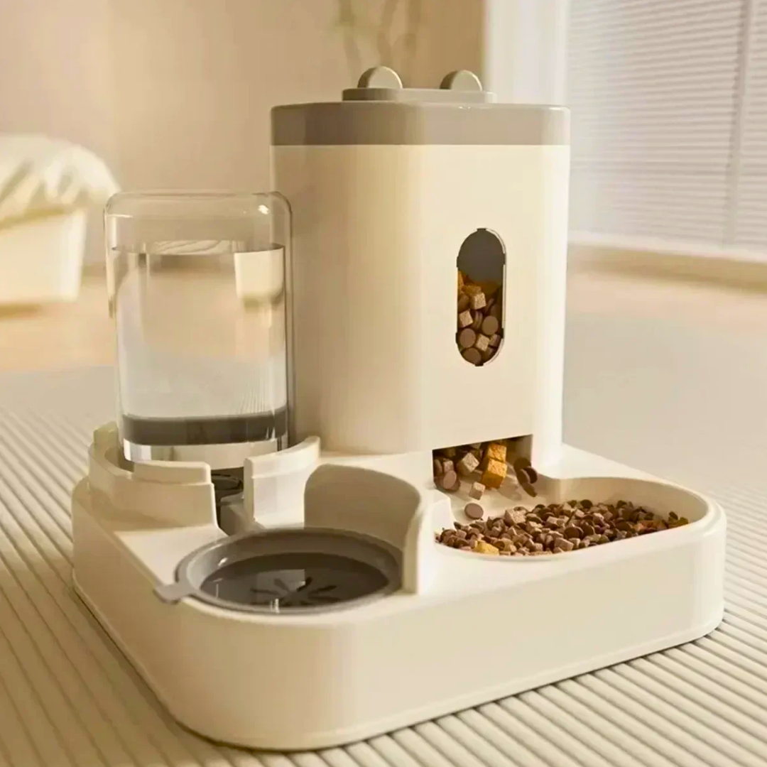 Timesaving Automatic Pet Feeder With Water Fountain